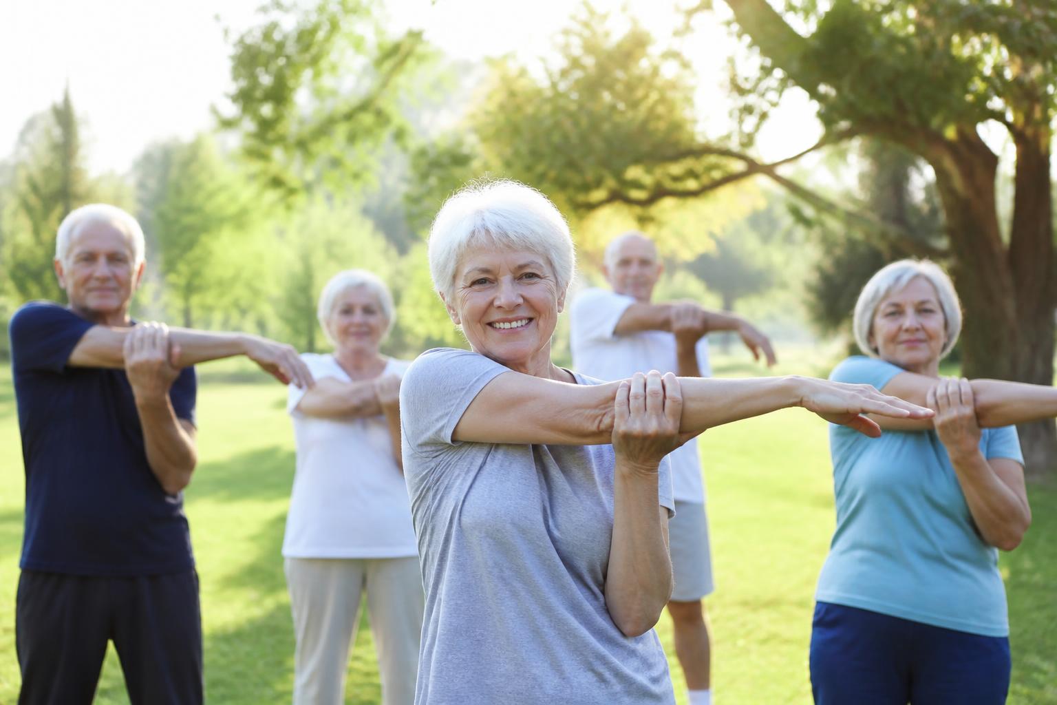 découvrez des exercices de stretching doux spécialement conçus pour les seniors afin de maintenir souplesse, mobilité et bien-être au quotidien.