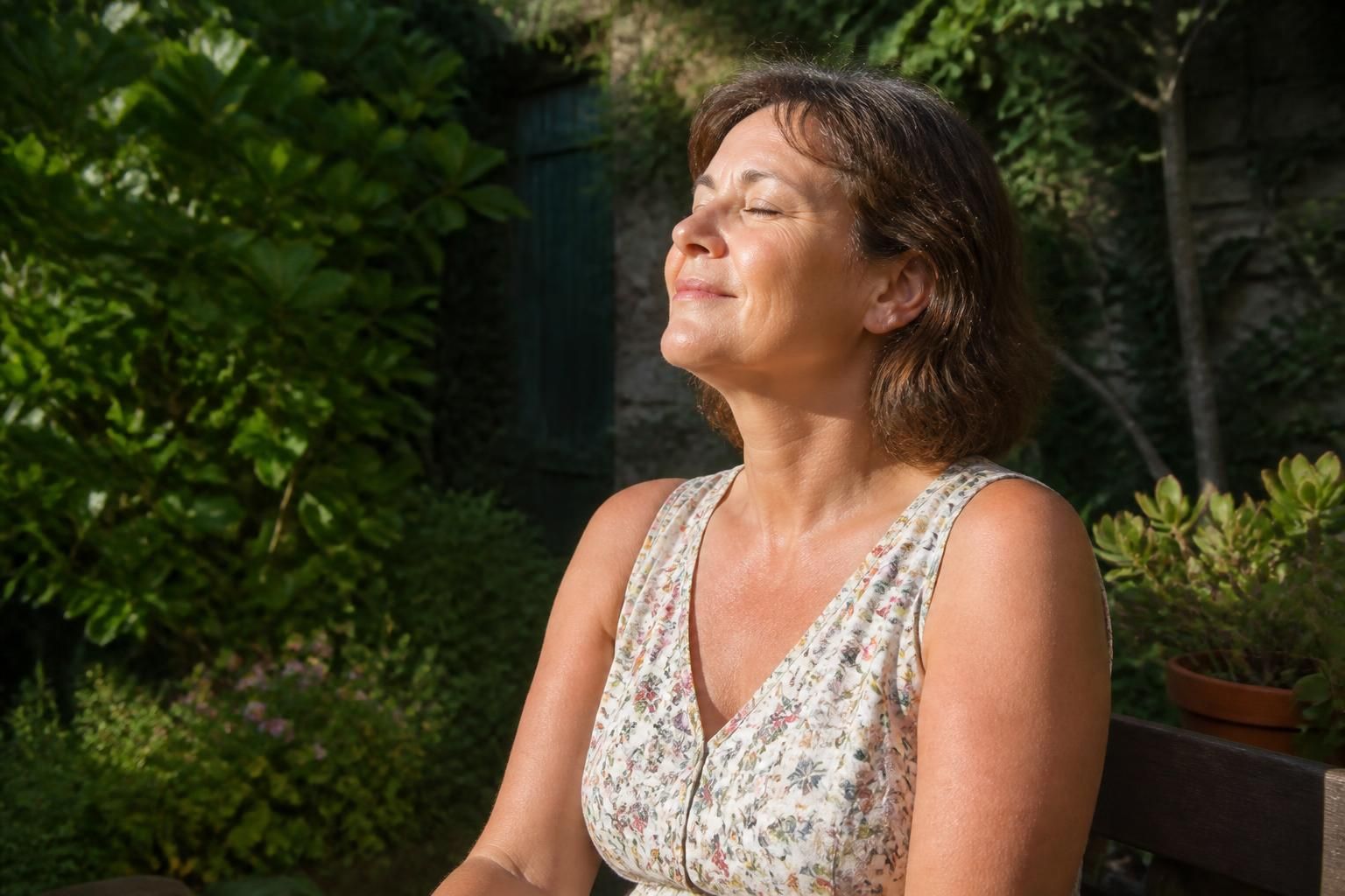 découvrez les bienfaits essentiels de la vitamine d, son rôle dans la santé et des conseils pratiques pour éviter la carence au quotidien.