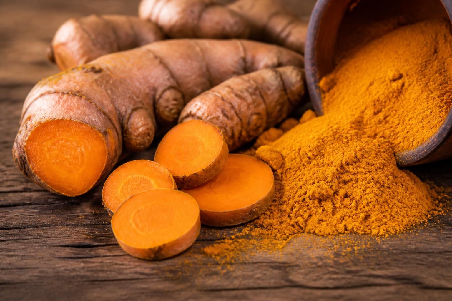 découvrez les bienfaits du curcuma dans ce guide complet, un allié naturel anti-inflammatoire pour améliorer votre santé au quotidien.